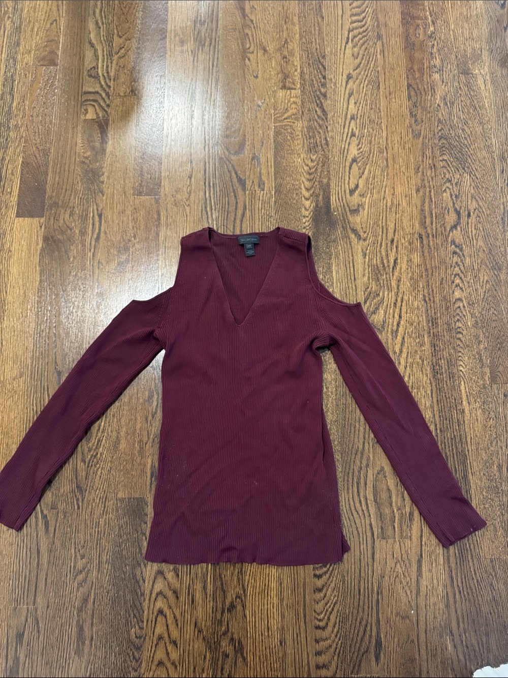 Saks Fifth Avenue Wine Cold-Shoulder Ribbed V-Neck Long Sleeve Top